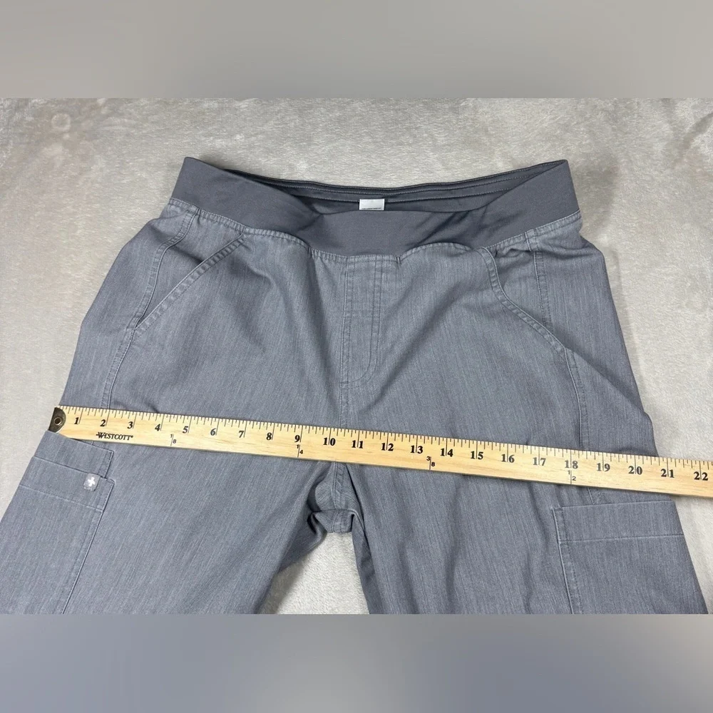 Figs Technical Collection Men’s Axim Cargo Grey Scrubs Pants Size Medium